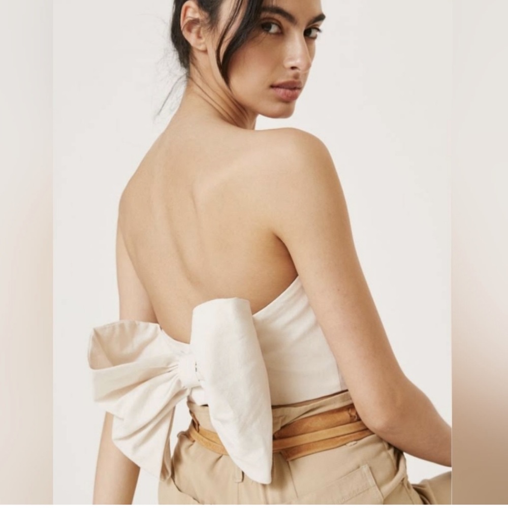 Strapless bow back corset top